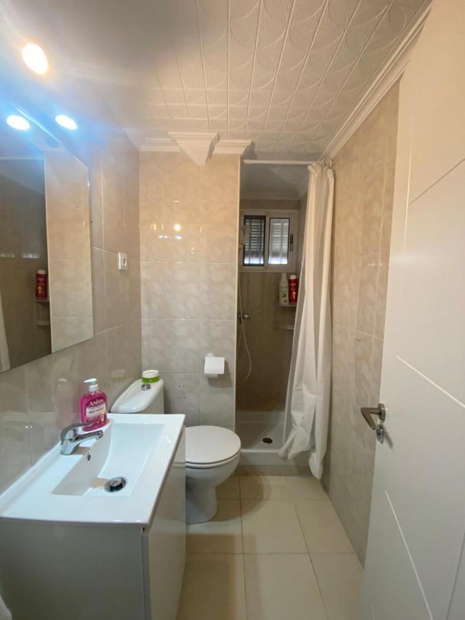 Piso Junto Al Hospital Macarena Apartment Seville Luaran gambar