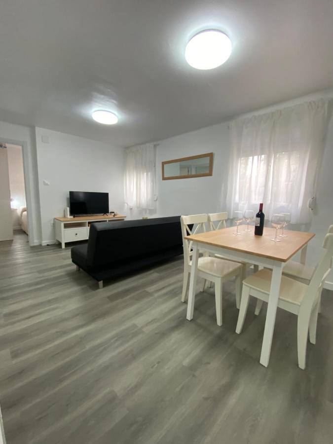Piso Junto Al Hospital Macarena Apartment Seville Luaran gambar