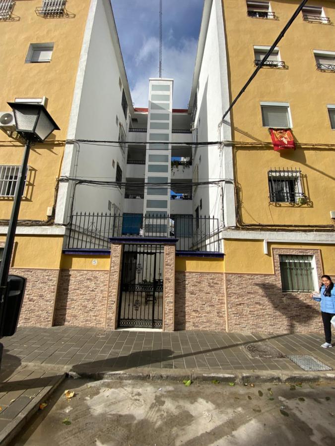 Piso Junto Al Hospital Macarena Apartment Seville Luaran gambar